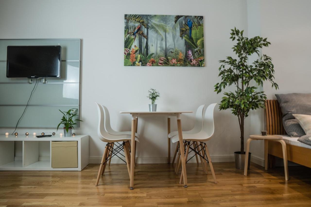 Full House Studios - The Jungle Apartment - Netflix, Wifi Inkl Leipzig Dış mekan fotoğraf